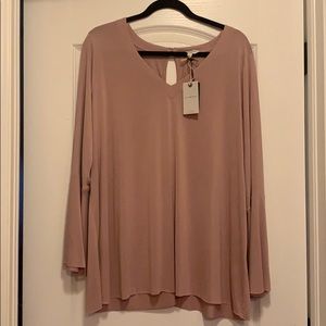 2/$15! NWT Lucky Brand Pale Pink 2X Long Sleeved